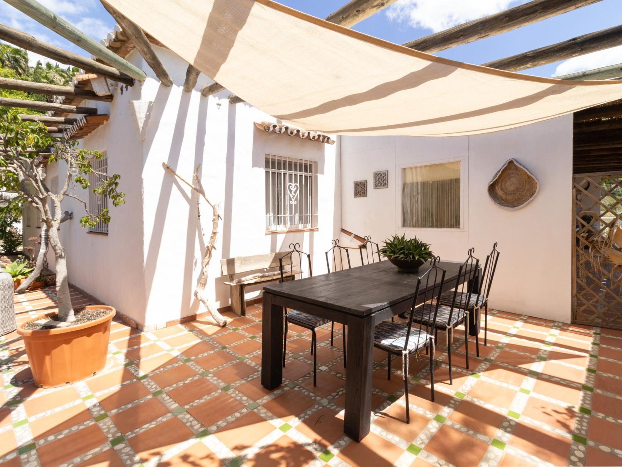 مبيت وإفطار نيرخا La Casa Del Burro المظهر الخارجي الصورة